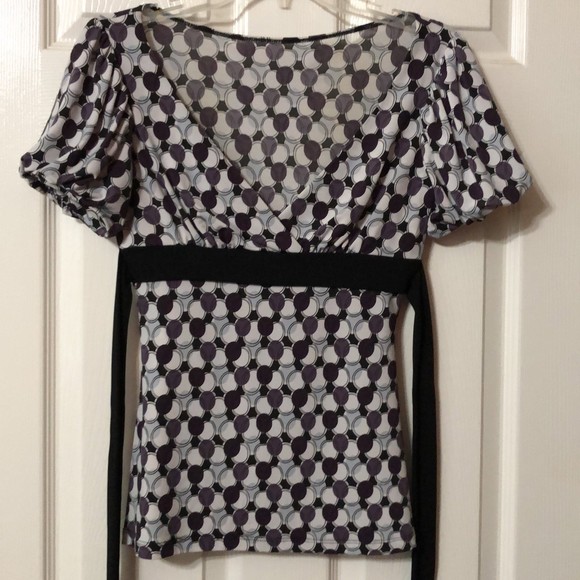 Candie's Womens Blouse White V-Neck with Purple and Black Dots Size Small - Picture 1 of 6